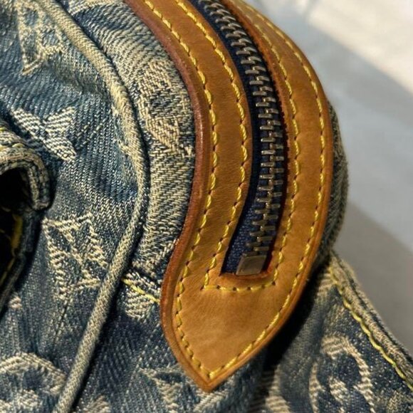 Authentic LOUIS VUITTON Monogram Denim Bum Bag Waist Bag Pouch Blue - Picture 16 of 16